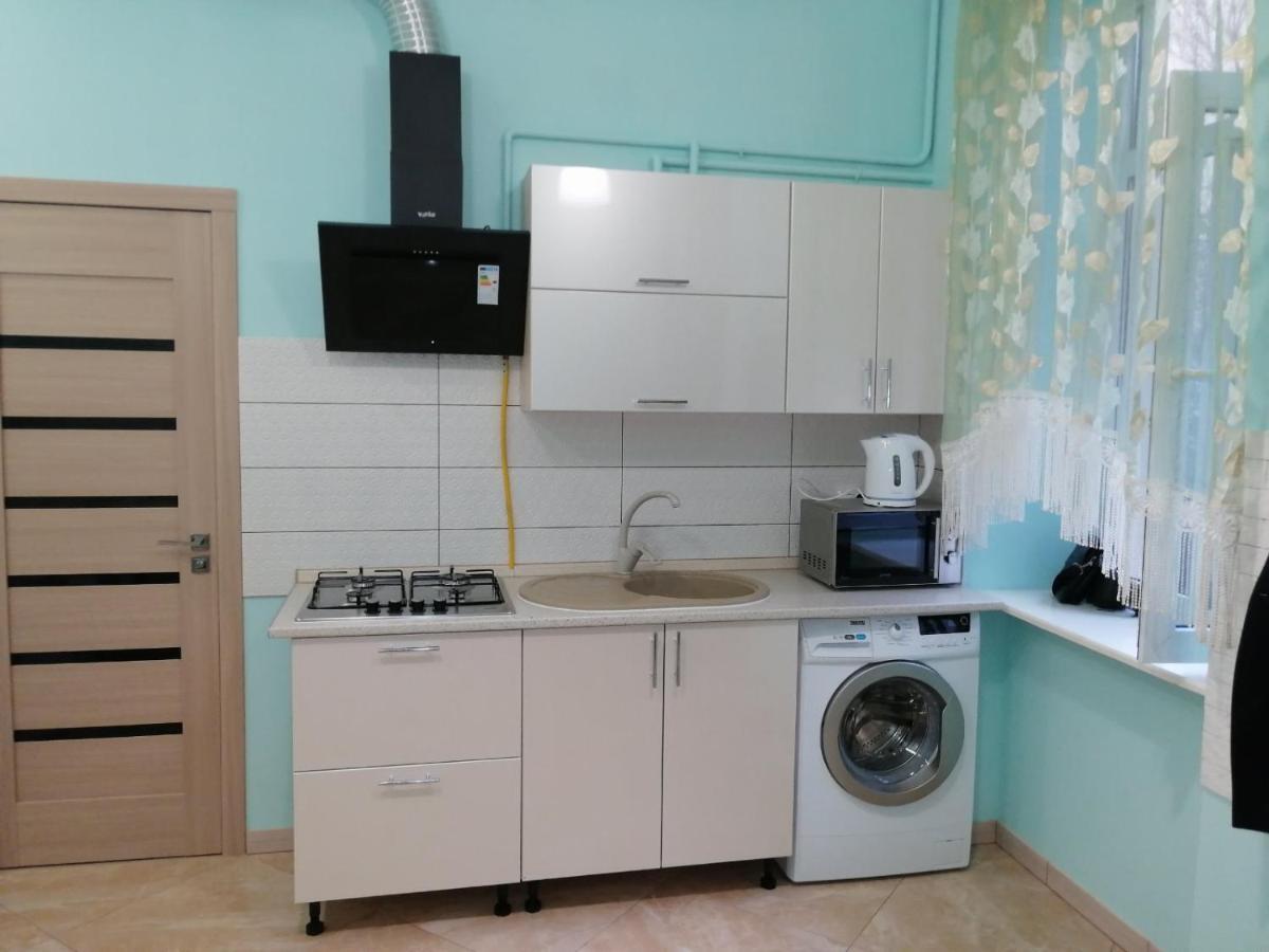 Apartment Ak. Kuchera Street ลวีฟ ภายนอก รูปภาพ